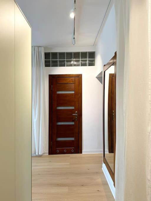 Apartamento Inteligentne Przy Starym Rynku Poznan Exterior foto